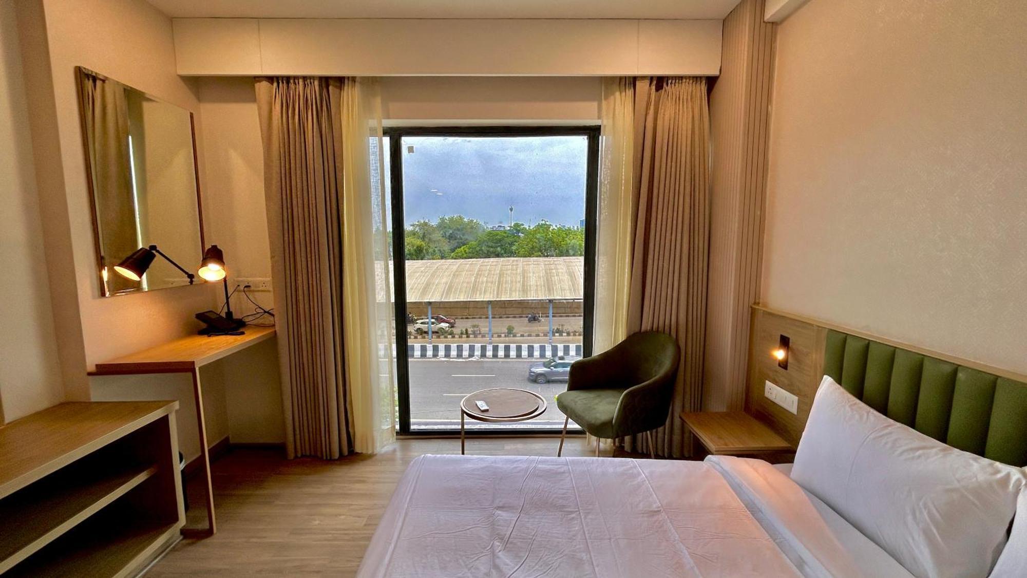 Hotel Limon & Banquet Sector 29, Gurgaon Exterior foto